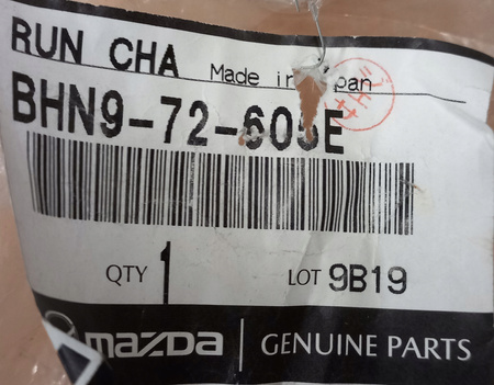 Prowadnica prawa tylne drzwi - Mazda 3 BM BN_BHN972605E