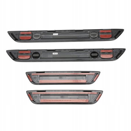 Listwy ozdobne progów z podświetleniem- Mazda CX-5_KSD4V1370
