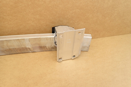 BELKA WZMOCNIENIE ZDERZAKA TYŁ VOLVO XC90 2016- OEM/OE 32422311