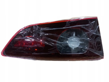 Lampa lewa pokrywa bagażnika - Mazda 3 BP_BGLR513G0B