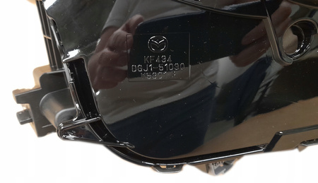 Reflektor przedni prawy Mazda CX-30 - 2019 - 2021_DGL251030