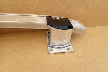 BELKA WZMOCNIENIE ZDERZAKA TYŁ VOLVO XC90 2016- OEM/OE 32422311