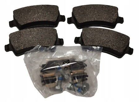KLOCKI HAMULCOWE TYLNE VOLVO V60 I V70 III XC60 I  OE 32300257
