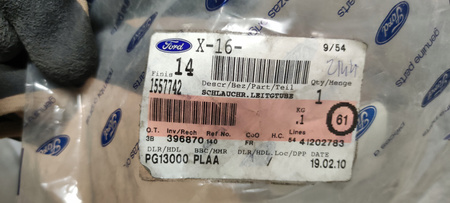 RURA FILTRA POWIETRZA FORD B-MAX 12- FIESTA 2008- 1557742 _ 8V21-9A673-BA