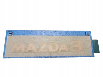 Emblemat tył - Mazda 3 BP Sedan_B1J151720