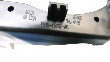 UCHWYT RAMKA HALOGENU LEWA FORD MUSTANG Mk6 2015- 5279337  _ FR3B-15267-AB