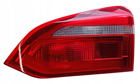 LAMPA TYLNA PRAWA WEWNĘTRZNA FORD FOCUS Mk3 14- 1868297 _ F1EB-13A602-CA
