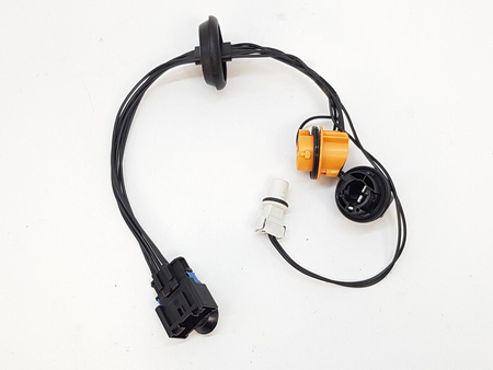 WIĄZKA LAMPY TYŁ Z OPRAWKĄ ŻARÓWKI CITROEN C4 OE 6534PC