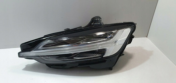 Lewy reflektor Volvo S60, V60 (19-22) OE 32314189