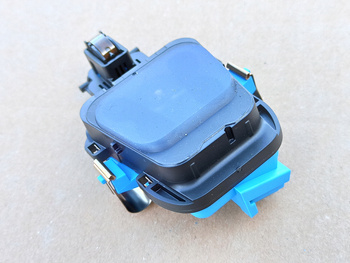 CZUJNIK DESZCZU MERCEDES W213 W205 A2139002824