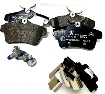 Klocki hamulcowe tył Citroen OE / DS5 16 478 738 80