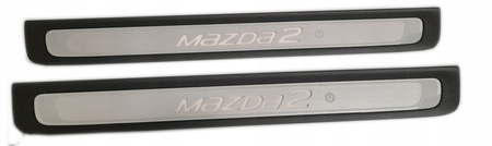 Listwy ozdobne progów z podświetleniem - Mazda 2_DA6DV1370