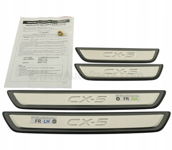 Listwy ozdobne progów z podświetleniem- Mazda CX-5_KSD4V1370