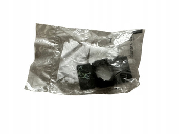 UCHYWT CZUJNIKA PARKOWANIA TYŁ ŚRODKOWY PRAWY VOLVO XC60 18- OE _ 31425205