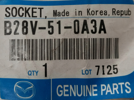 Oprawka żarówki - Mazda 2 DE Mazda 3 BK_B28V510A3A