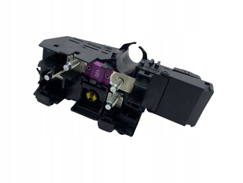 SKRZYNKA BEZPIECZNIKÓW MERCEDES A1665402450 | 1665402450