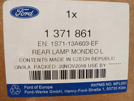 FORD OE 1371861 - LAMPA TYLNA Z KIERUNKOWSKAZEM _ 1371861 _ 1S71-13A603-EF