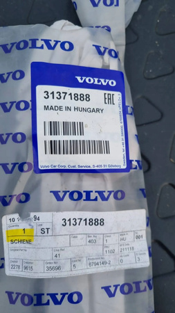 LISTWA OZDOBNA DRZWI LEWY TYŁ VOLVO XC90 2016- OEM/OE 31371888