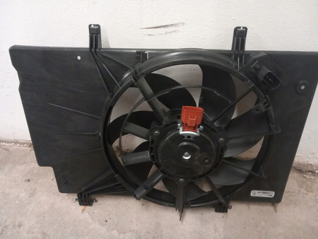 WENTYLATOR CHŁODNICY FORD ECOSPORT FIESTA Mk7 BMAX_2125430_8V51-8C607-CL