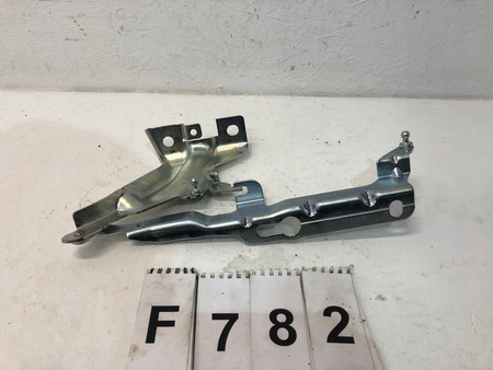 ZAWIAS MASKI LEWY VOLVO XC90 2016- OEM/OE 31352878