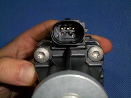 Zawór EGR Citroen OE Jumper III 2,2D 9800555380