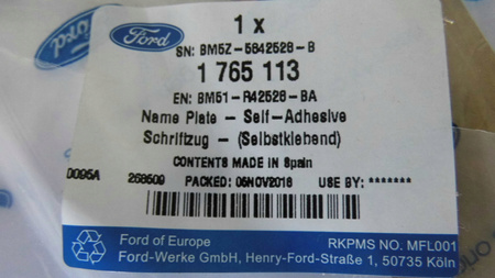 EMBLEMAT ZNACZEK Z NAPISEM FORD FOCUS Mk3 2012-_1765113_BM51-R42528-BA
