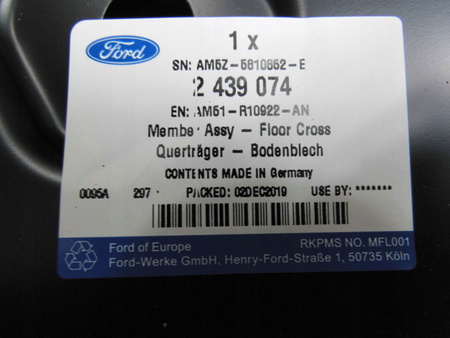 BELKA ZDERZAKA PRZÓD FORD FOCUS Mk3 2014-  2439074 _ AM51-R10922-AN