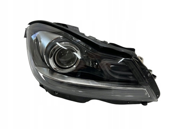 REFLEKTOR PRAWY PRZEDNI MERCEDES A2048203539 | 2048203539
