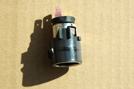 Gniazdo zapalniczki Volvo OE 30669836