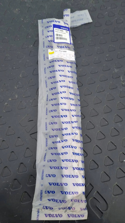 LISTWA OZDOBNA DRZWI LEWY TYŁ VOLVO XC90 2016- OEM/OE 31371888