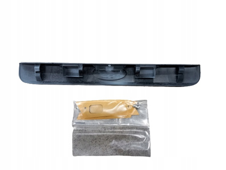 Nakładka klapy bagażnika - Ford Mondeo Mk3_1330334_1S71-N43404-DG