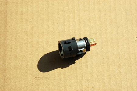 Gniazdo zapalniczki Volvo OE 30669836