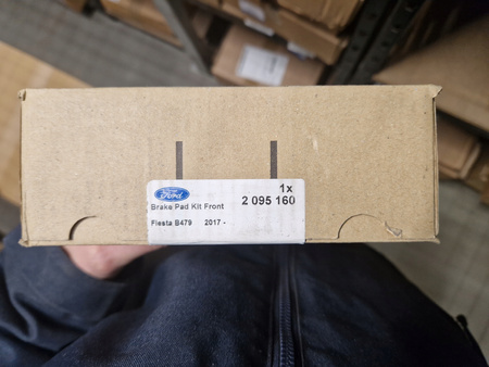 KLOCKI HAMULCOWE PRZÓD FORD FIESTA Mk8 2017- 2095160 _ KTH1BC-2K021-AB