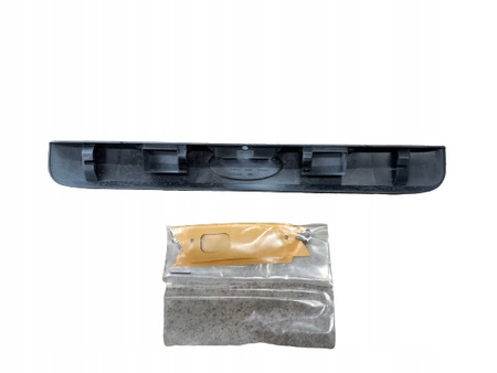 Nakładka klapy bagażnika - Ford Mondeo Mk3_1330334_1S71-N43404-DG