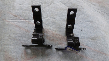 ZAWIAS DOLNY DRZWI LEWY PRZÓD VOLVO XC90 2016- XC60 OEM/OE 31424612