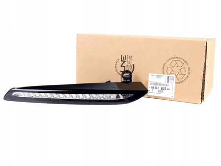 LAMPKA KIERUNKOWSKAZ LED PRAWY CITROEN DS5 OE 9808732080