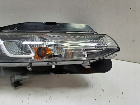 ŚWIATŁO DO JAZDY DZIENNEJ LED PRAWE CITROEN C3 OE 9823312980