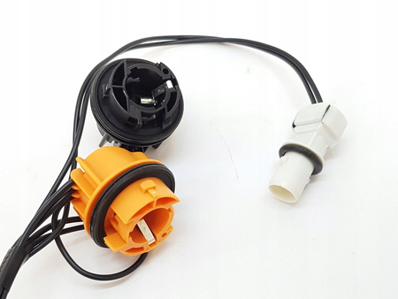 WIĄZKA LAMPY TYŁ Z OPRAWKĄ ŻARÓWKI CITROEN C4 OE 6534PC