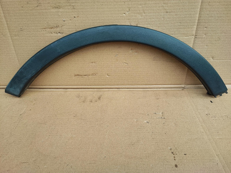 PRAWA TYLNA LISTWA WNĘKI KOŁA FORD KUGA 2008- 1744879 _ 8V41-S286D02-AD