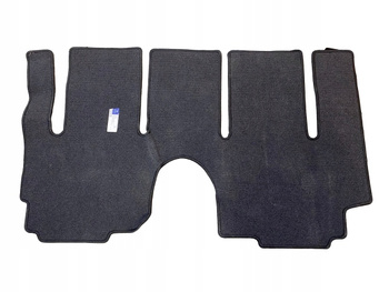 DYWANIKI WELUROWE DLA WERSJI BEZ STOLIKA MERCEDES B66560511 | 66560511