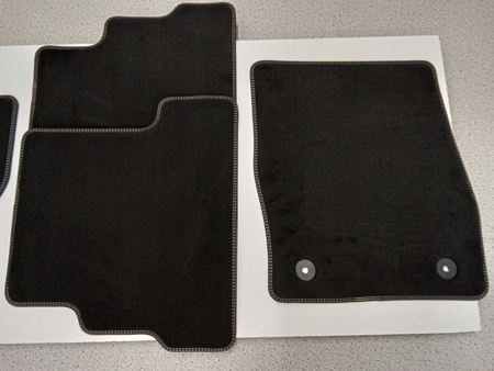 DYWANIKI WELUROWE PRZÓD TYŁ FORD KUGA 2016- 2061455 _ GV41-130D00-GA3JA6