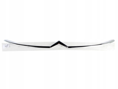 LISTWA ZDERZAKA PRZEDNIEGO CHROM EMBLEMAT CITROEN C5 X7 OE 7452SF