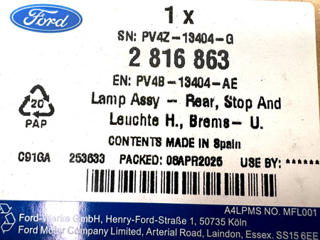 LAMPA PRAWY TYŁ ZEWNĘTRZNA FORD KUGA 2024- 2816863 _ PV4B-13404-AE