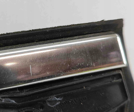 LISTWA USZCZELKA DRZWI PRAWY TYŁ VOLVO XC90 2016- OEM/OE 32205574