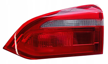 LAMPA TYLNA PRAWA WEWNĘTRZNA FORD FOCUS Mk3 14- 1868297 _ F1EB-13A602-CA