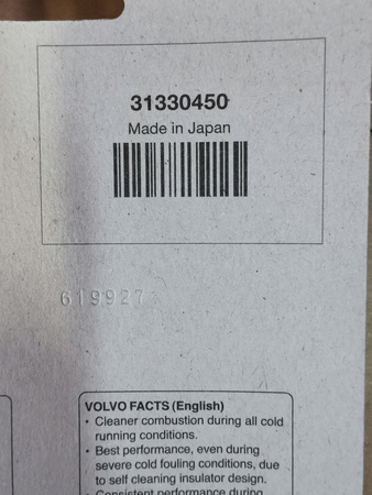 ŚWIECE ZAPŁONOWE KPL. VOLVO V70 III S60 II S80 II OE 31330450