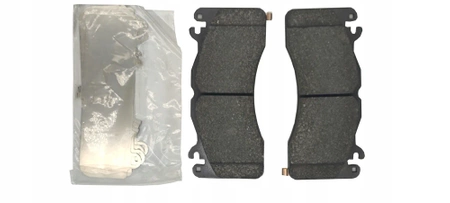 KLOCKI HAMULCOWE PRZÓD PREMIUM FORD MUSTANG Mk6 2070213 _ GR3C-2001-EB