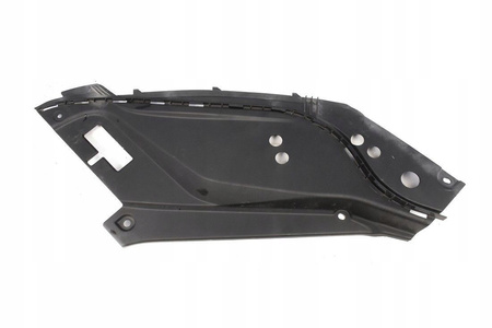 OSŁONA PASA PRZEDNIEGO PRAWA VOLVO XC90 2016- OEM/OE 31442734