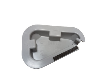 Osłona lewa otworu lusterka zewnętrznego - Mazda 2_D09W69117