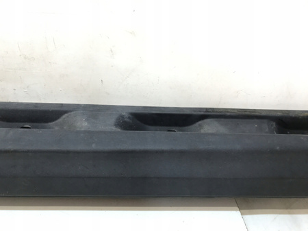 LISTWA PROGOWA PRAWA VOLVO V70 2008- OE 30762953